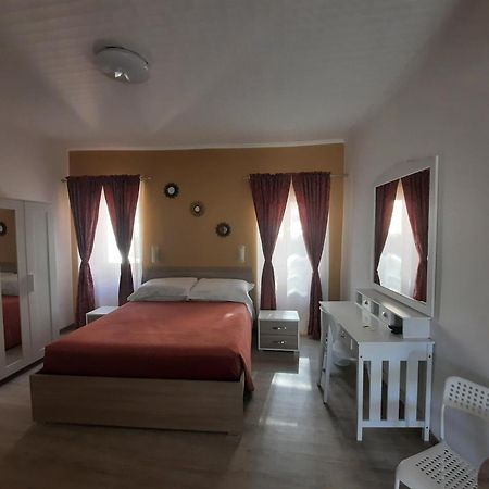 Viccinella House Apartment Capranica Exterior foto